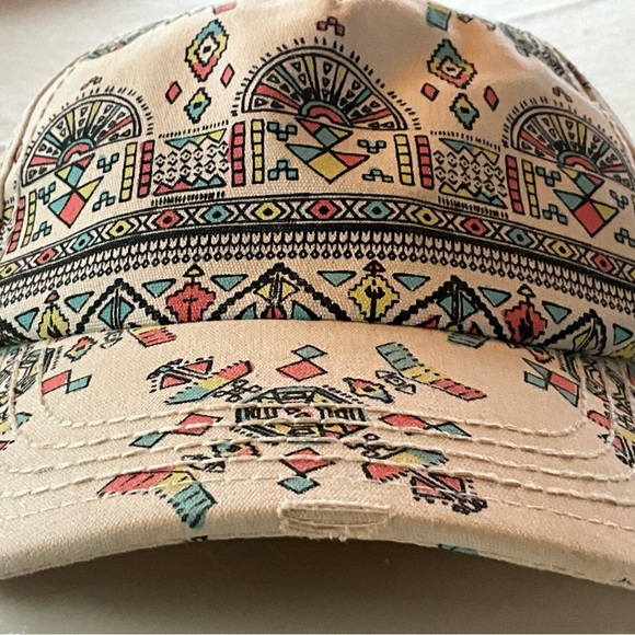 Billabong Aztec Print Cap - Picture 7 of 7